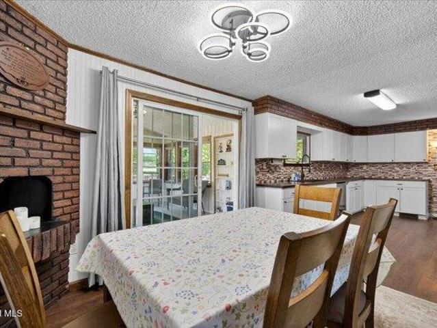 house with 5 bedroom, Saratoga Springs NY ES105291466