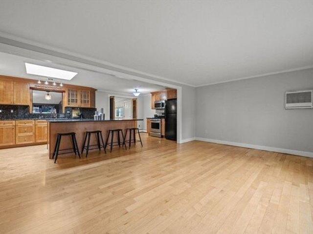 house with 5 bedroom, Saugus MA ES105440371