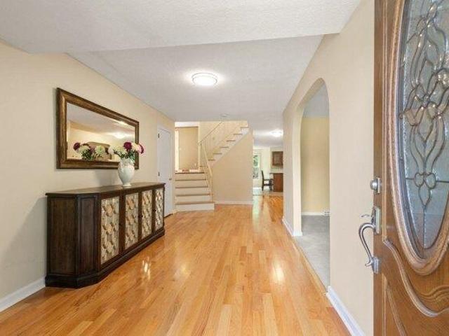 house with 5 bedroom, Sharon MA ES105552014