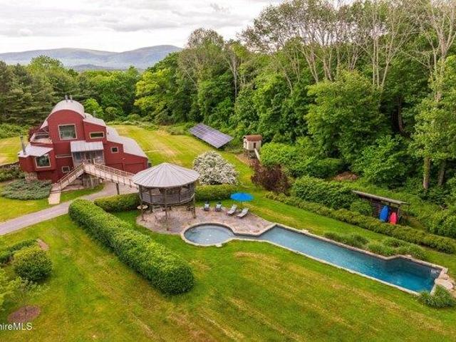 house with 5 bedroom, Sheffield MA ES105423115