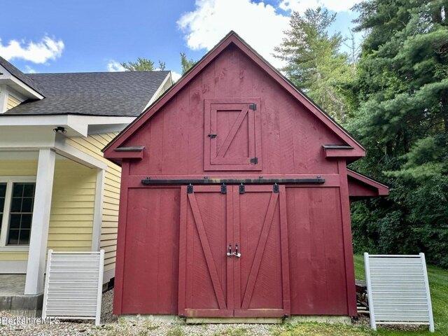 house with 5 bedroom, Sheffield MA ES105349865