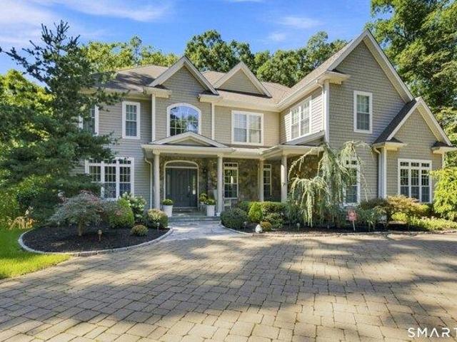 house with 5 bedroom, Shelton CT ES105442244