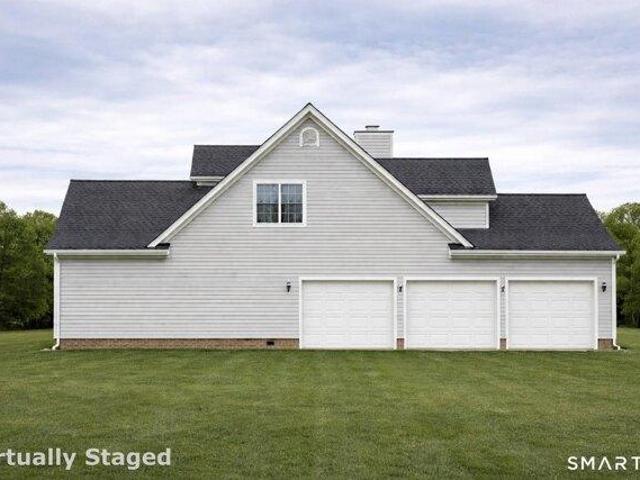 house with 5 bedroom, Shelton CT ES105549894