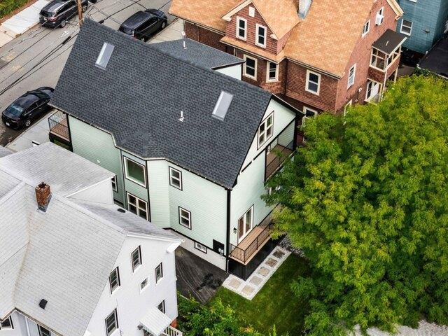 house with 5 bedroom, Somerville MA ES105649575