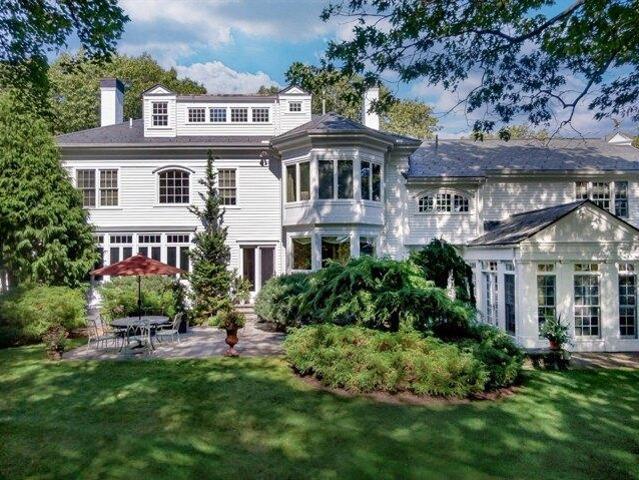 house with 5 bedroom, Southborough MA DS104408469