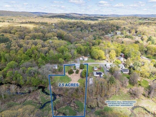 house with 5 bedroom, Southwick MA ES105590379
