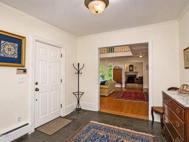 house with 5 bedroom, Stockbridge MA ES104481661