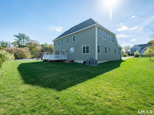 house with 5 bedroom, Stamford CT ES104807952