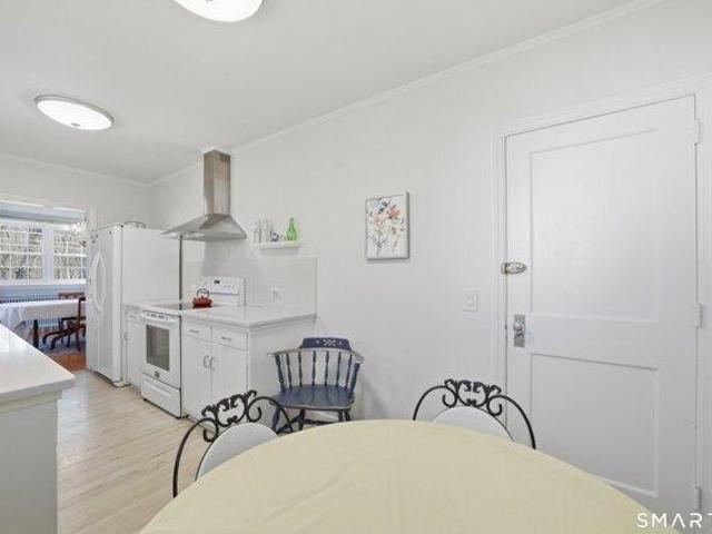 house with 5 bedroom, Stamford CT ES104811775