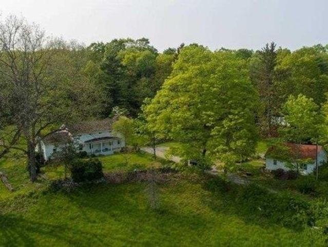 house with 5 bedroom, Stanfordville NY ES105291277