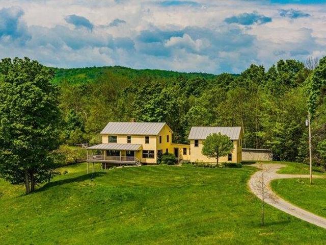 house with 5 bedroom, Strafford VT ES105590181