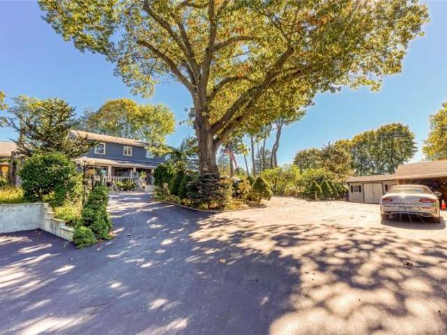 house with 5 bedroom, Syosset NY ES72692244