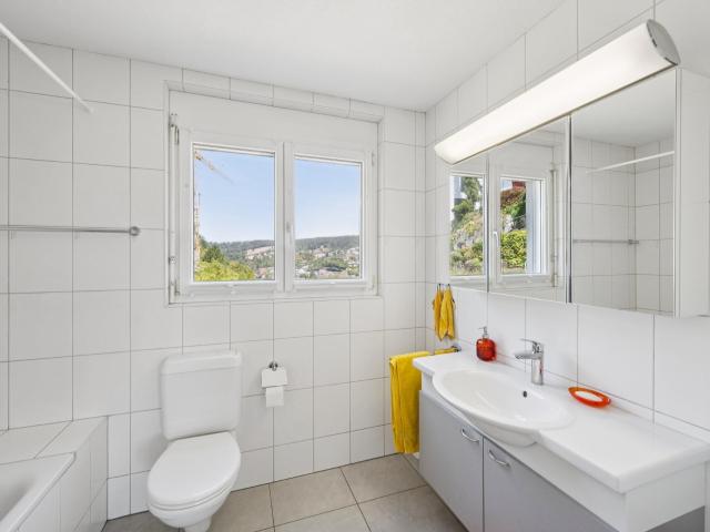 House with 6.5 rooms on sale in Hölstein 139 m² | dreamo. Ch