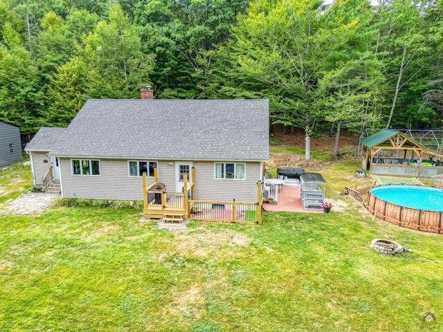 house with 6 bedroom, Wayne ME ES105710840