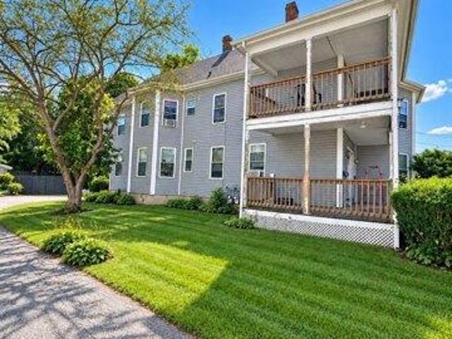 house with 6 bedroom, Webster MA ES105814267