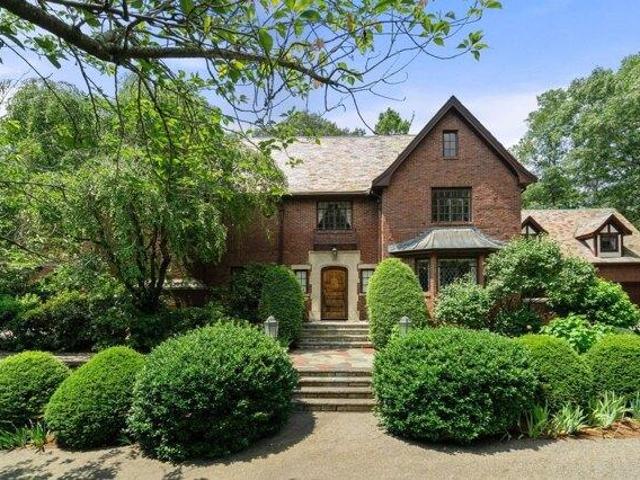 house with 6 bedroom, Wellesley MA ES105575449