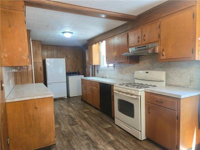 house with 6 bedroom, Westerly RI ES104947079