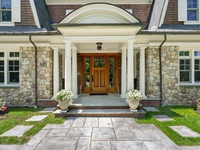 house with 6 bedroom, Weston MA ES105557916