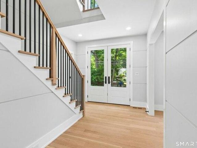 house with 6 bedroom, Westport CT ES104851552