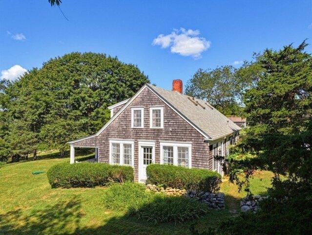house with 6 bedroom, Westport MA ES105292020