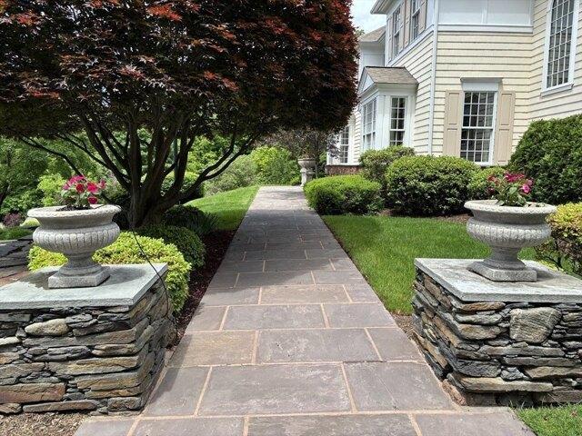 house with 6 bedroom, Wilbraham MA ES104650054