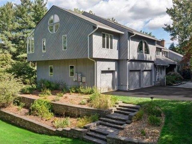 house with 6 bedroom, Woodcliff Lake NJ ES105316262