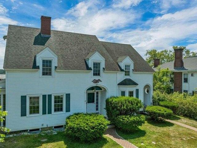 house with 6 bedroom, Wolfeboro NH ES105629252