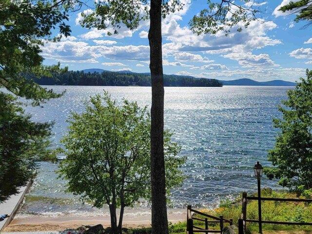 house with 6 bedroom, Wolfeboro NH ES105633076