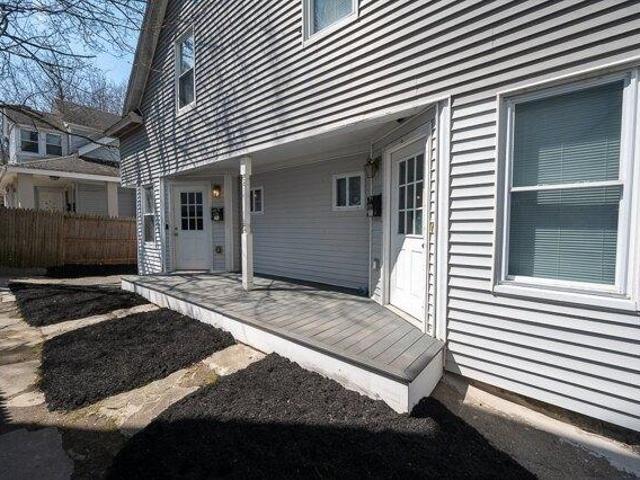 house with 6 bedroom, Worcester MA ES104479764