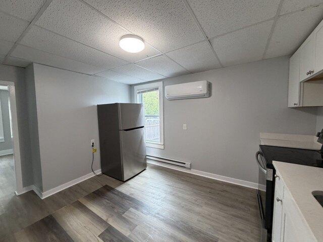 house with 6 bedroom, Worcester MA ES104374831