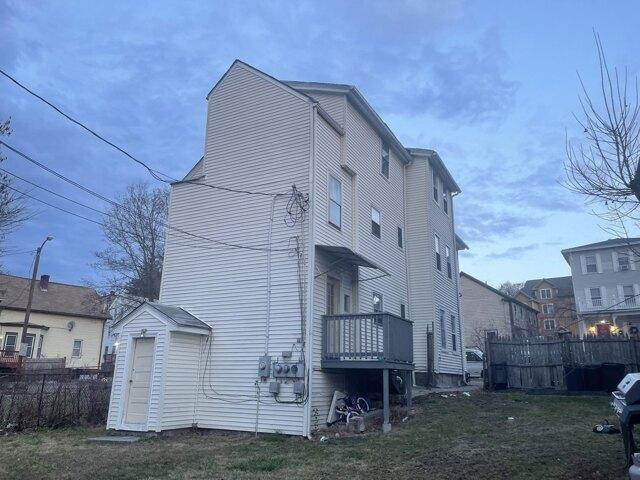 house with 6 bedroom, Worcester MA ES105494320