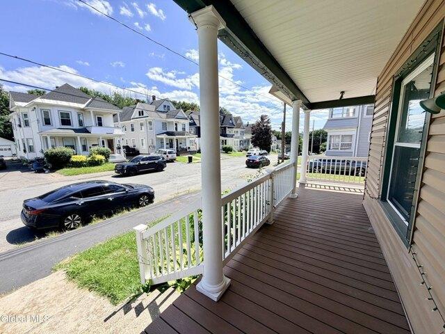 house with 6 bedroom, Amsterdam NY ES105319721