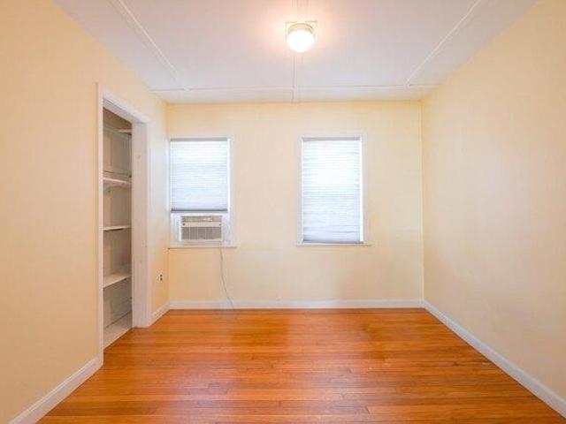 house with 6 bedroom, Ashland MA ES105579074