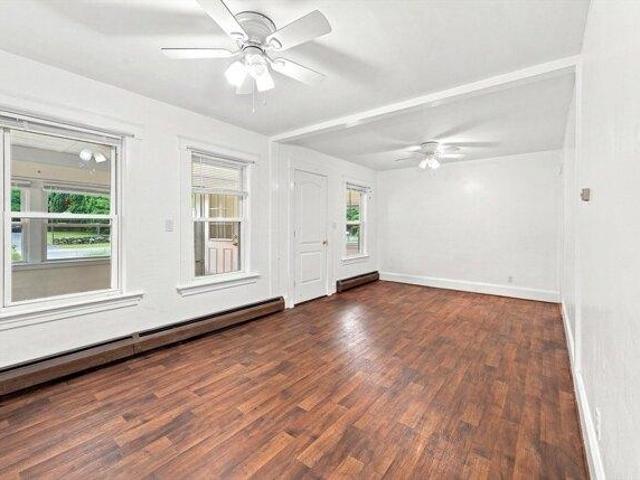 house with 6 bedroom, Barre MA ES105256922