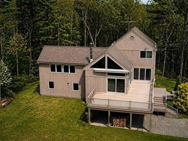 house with 6 bedroom, Becket MA ES105330634