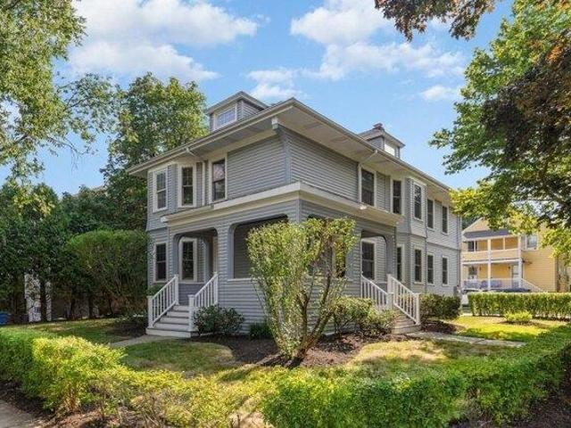 house with 6 bedroom, Belmont MA ES105587438