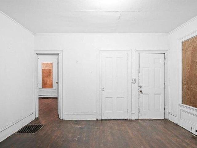 house with 6 bedroom, Binghamton NY ES104908831