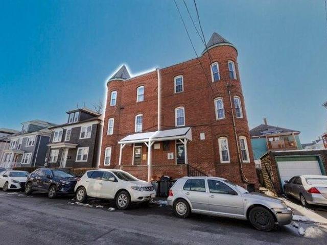 house with 6 bedroom, Boston MA ES105495173