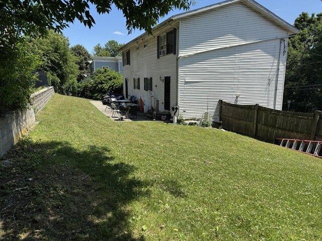 house with 6 bedroom, Boston MA ES105632153