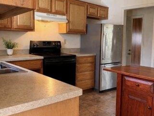 house with 6 bedroom, Branford CT ES105474399