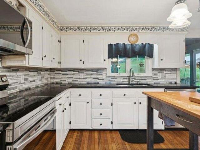 house with 6 bedroom, Bristol NH ES105651597