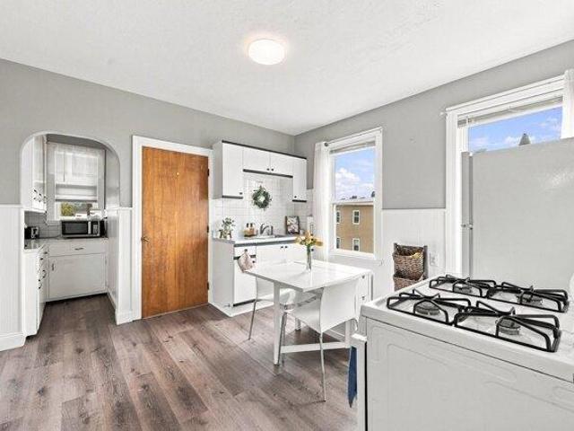house with 6 bedroom, Cambridge MA ES105474272