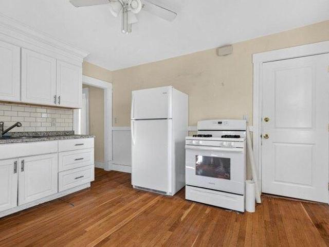 house with 6 bedroom, Cambridge MA ES105633812