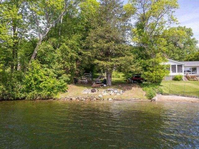 house with 6 bedroom, Castleton VT ES105722833