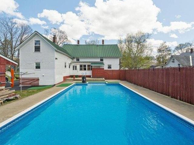 house with 6 bedroom, Charlestown NH ES105428000