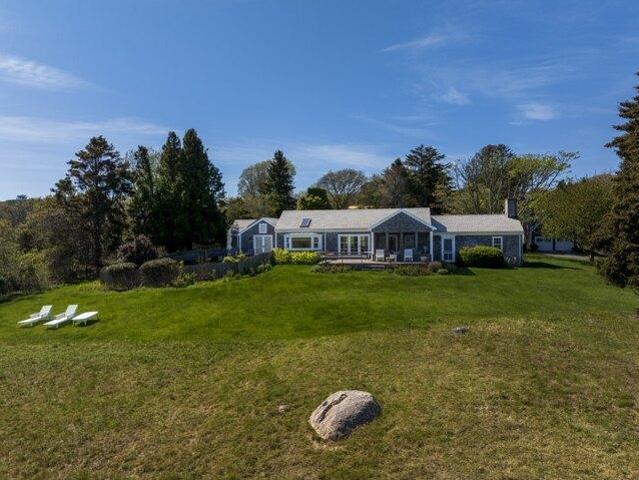 house with 6 bedroom, Chilmark MA ES104810802