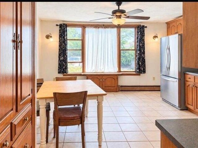 house with 6 bedroom, Cumberland RI ES105550816