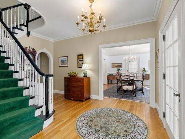 house with 6 bedroom, Dedham MA ES105387405