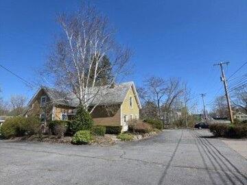 house with 6 bedroom, East Bridgewater MA ES103432759