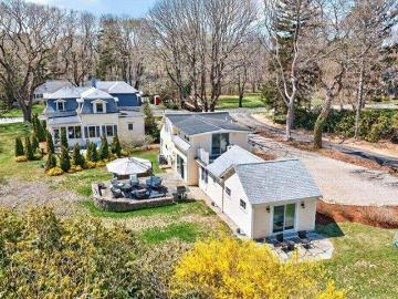 house with 6 bedroom, East Falmouth MA ES103432387